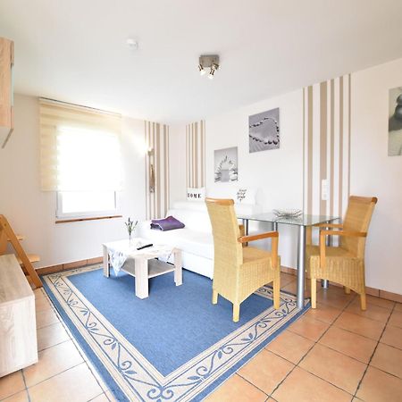 Boutique Bungalow In Insel Poel With Terrace Екстер'єр фото