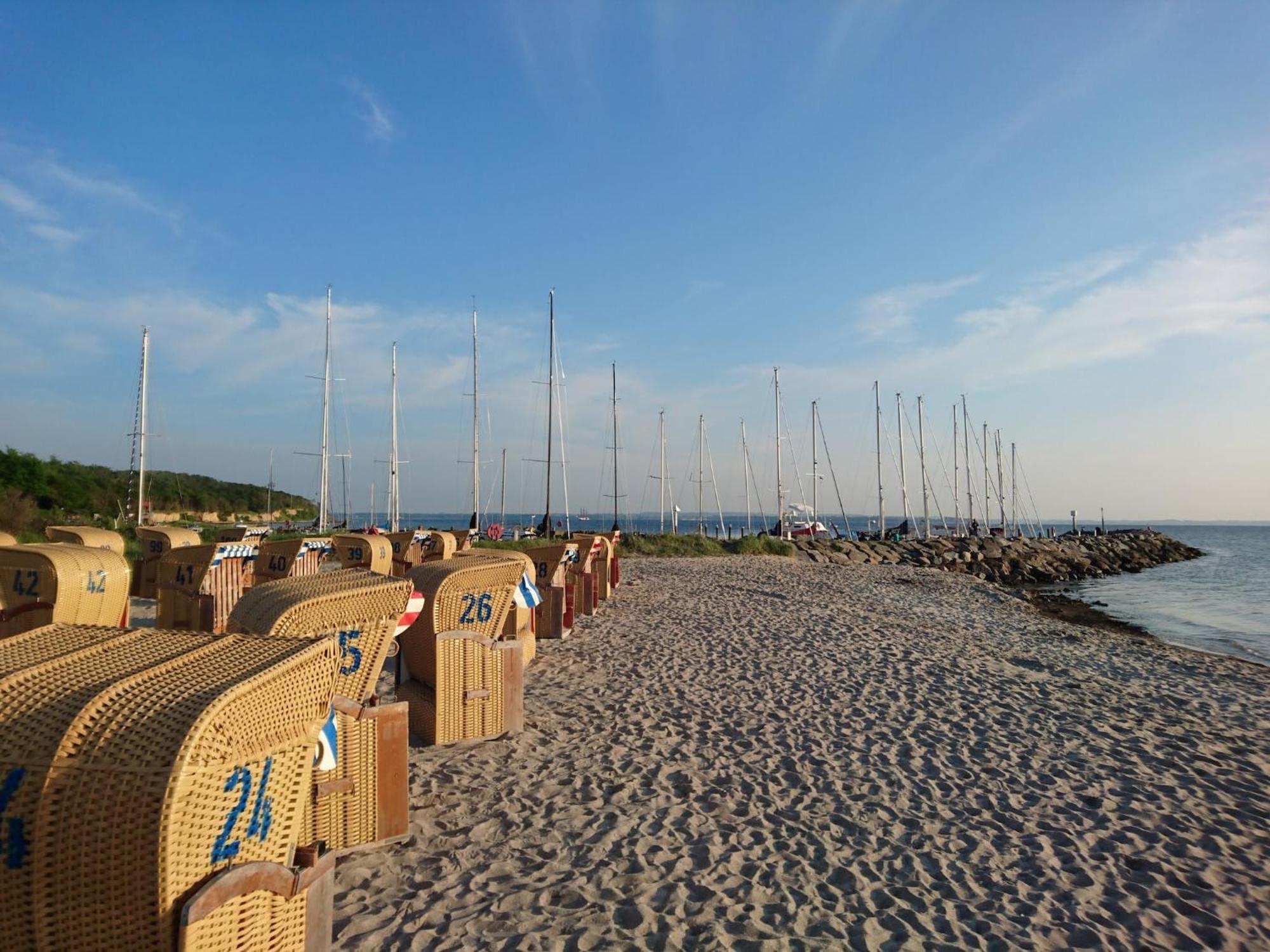 Boutique Bungalow In Insel Poel With Terrace Екстер'єр фото